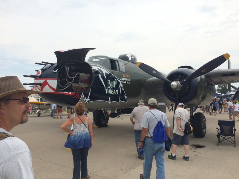 Illustration for article titled EAA AirVenture 2015 Photo Dump